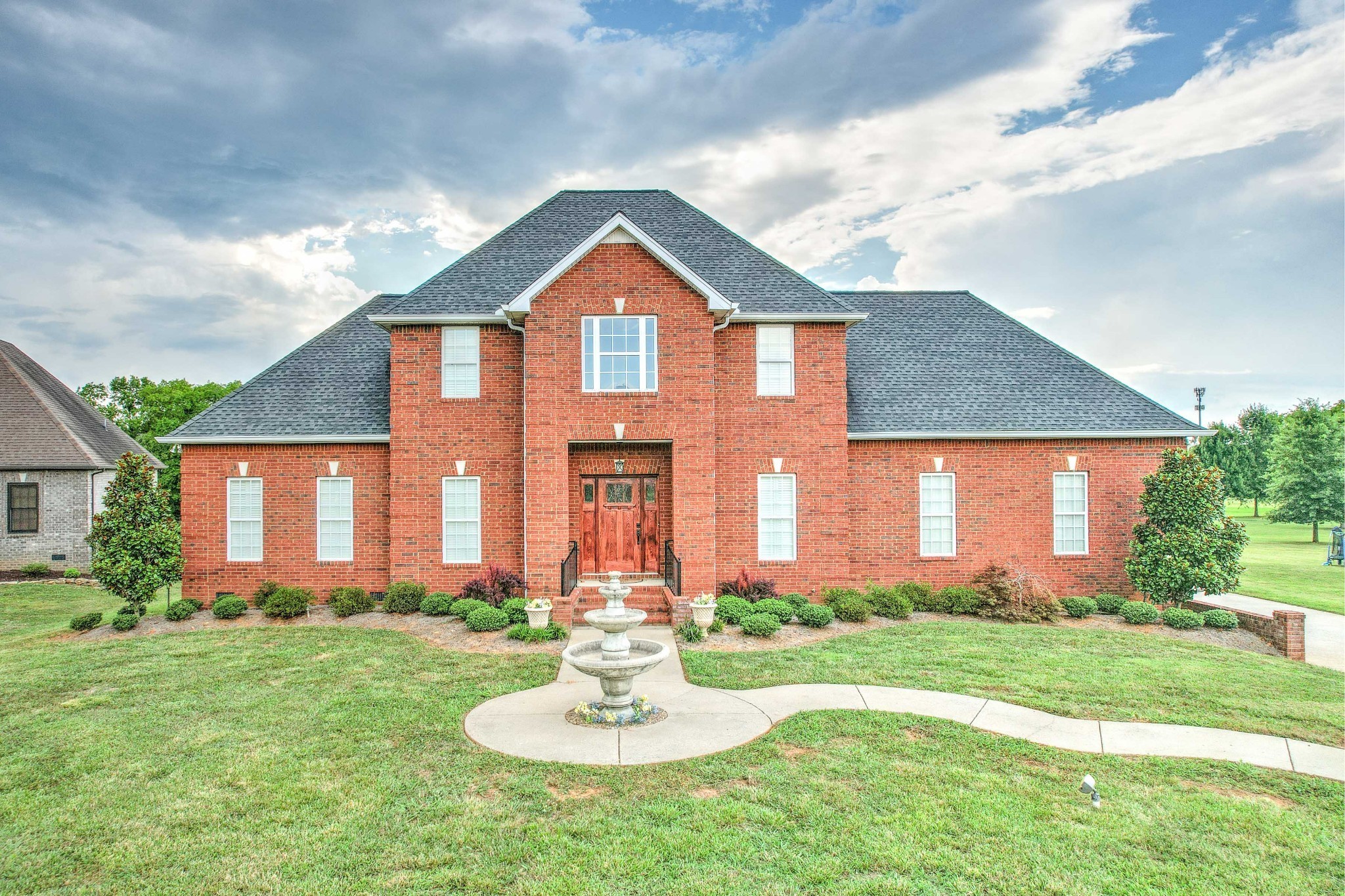 Cliffview Ct, Murfreesboro, TN 37128
