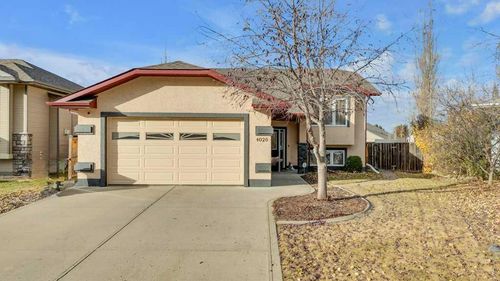 4026 40 Street Close, Ponoka, AB, T4J0A7 | Card Image