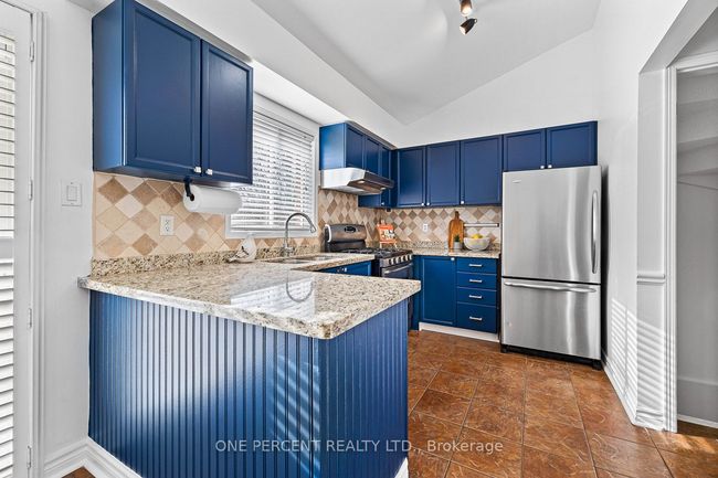 15 Sunshade Pl, House other with 3 bedrooms, 2 bathrooms and 4 parking in Brampton ON | Image 11