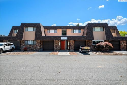 d102-2913 W John Day Ave, Kennewick, WA, 99336 | Card Image