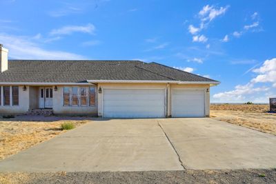 17005 Billy Wright Rd, House other with 4 bedrooms, 2 bathrooms and null parking in Los Banos CA | Image 3