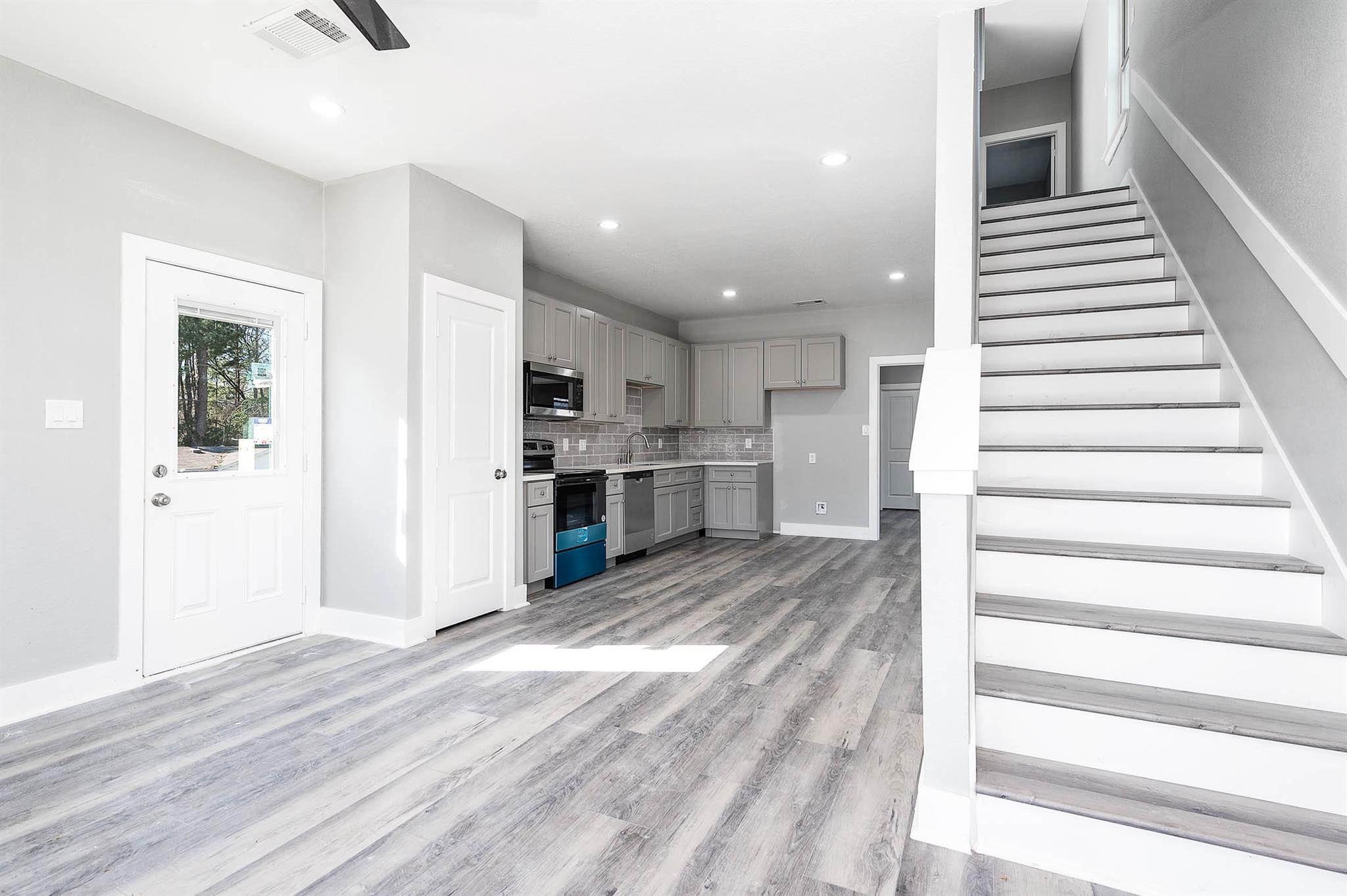 Residential in Montgomery 4