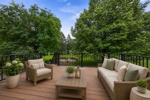 316 Lake Ave N, Silver Lake, MN, 55381-6177 | Card Image