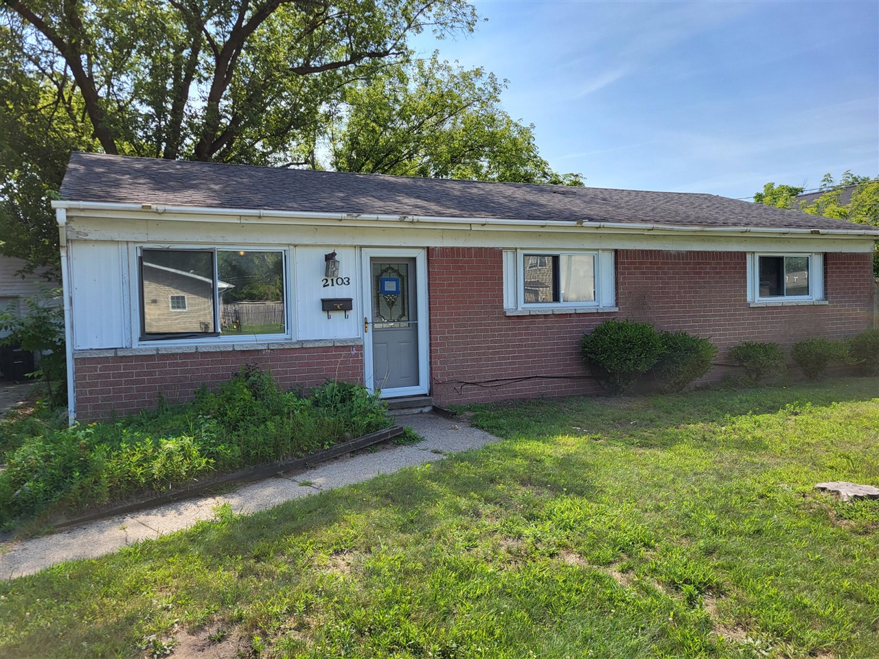 Emerson St, Westland, MI 48186