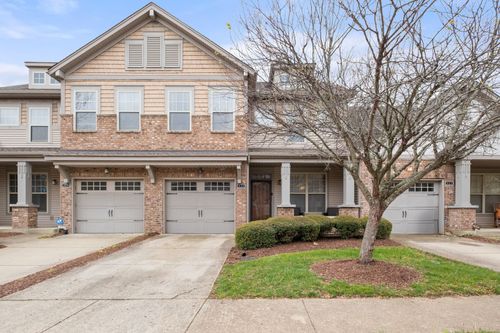 521 Griffin Cir, Hermitage, TN, 37076-1461 | Card Image