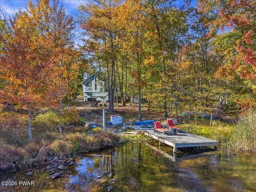 6125 Boardwalk Dr, Tobyhanna, PA, 18466-3212 | Card Image