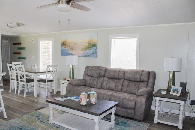 231 Ne Webb Ln, House other with 2 bedrooms, 2 bathrooms and 2 parking in Steinhatchee FL | Image 12
