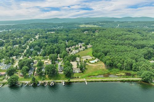 34 Kristen Dr, Laconia, NH, 03246-4036 | Card Image