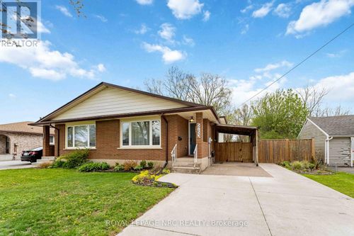 5753 Vine Street, Niagara Falls (Church's Lane), ON, L2J1K8 | Card Image
