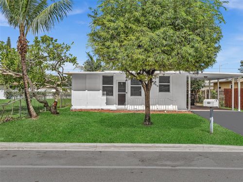 2805 Nw 7th Ct, Fort Lauderdale, FL, 33311-6632 | Card Image
