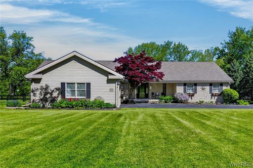 4119 Beach Ridge Road, Pendleton, NY, 14120 | Card Image