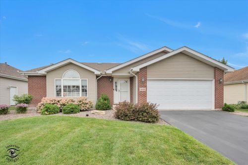 1449 Crooked Creek Dr, Beecher, IL, 60401-5103 | Card Image