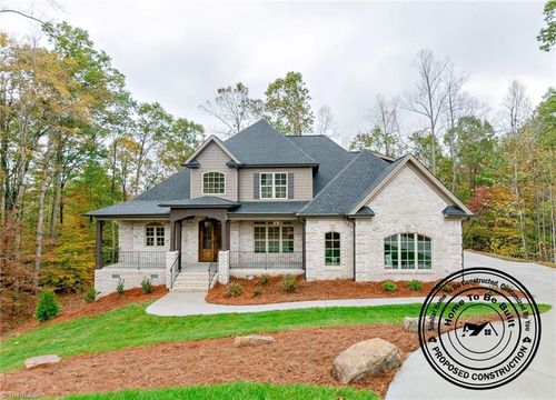 8204 Southerland Dr, Browns Summit, NC, 27214-9567 | Card Image