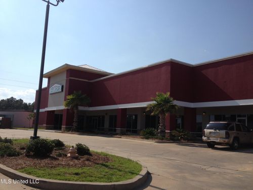 1-and-2-3827 Bienville Boulevard, Ocean Springs, MS, 39564 | Card Image