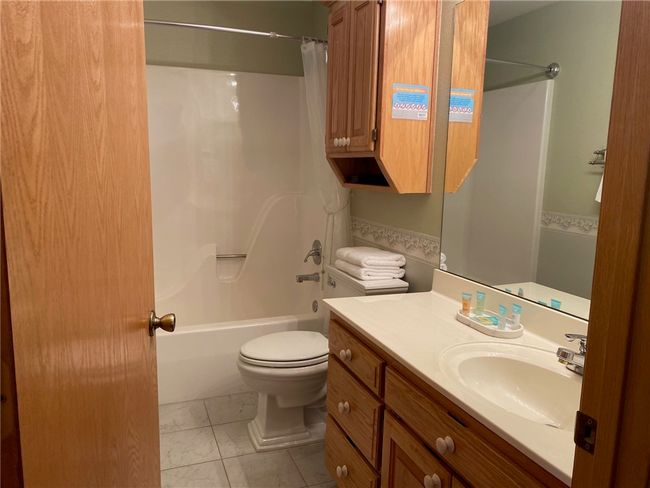 hall bathroom | Image 27