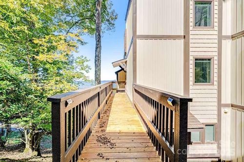 220 Northridge Rd, Beech Mountain, NC, 28604-7000 | Card Image