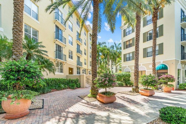 APT-105 - 720 Sapodilla Ave, Condo with 2 bedrooms, 2 bathrooms and null parking in West Palm Beach FL | Image 30