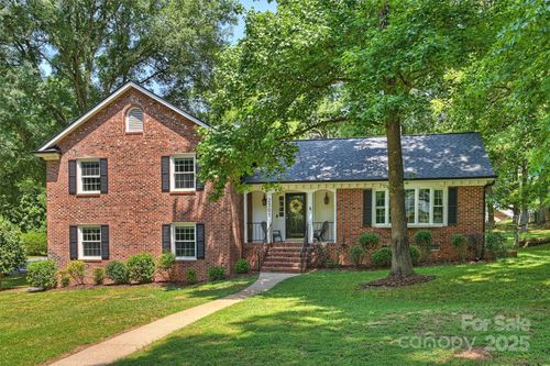2301 Seth Thomas Rd, Charlotte, NC, 28210-6746 | Card Image