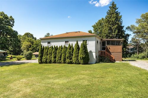 14 Dusty Ln, Grove City, PA, 16127-6408 | Card Image