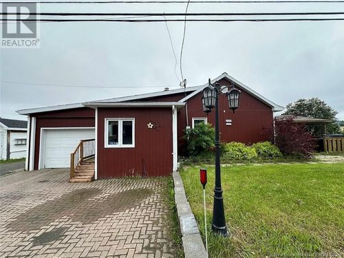 1926 Rue Commerciale, Saint-François-De-Madawaska, NB, E7A1A9 | Card Image
