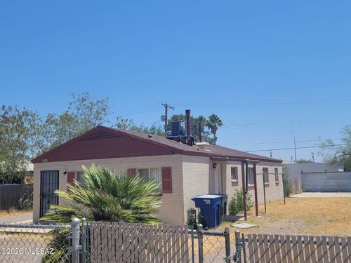25182520 E Cameron, Tucson, AZ, 85713 | Card Image