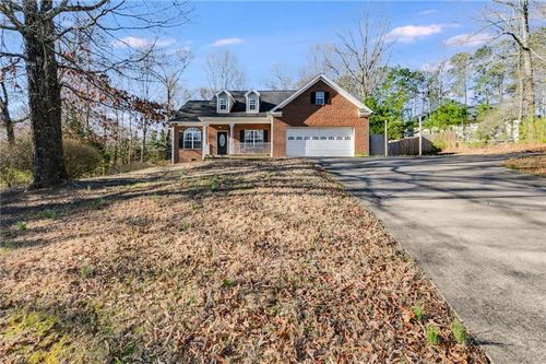 121 Fox Wood Ct, Villa Rica, GA, 30180-5616 | Card Image