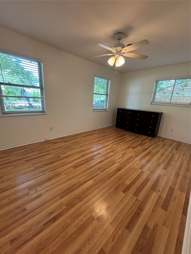 3205 Whites Dr, House other with 4 bedrooms, 2 bathrooms and 4 parking in Austin TX | Image 12