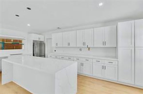 2206 Se 14th St, Pompano Beach, FL, 33062-7216 | Card Image