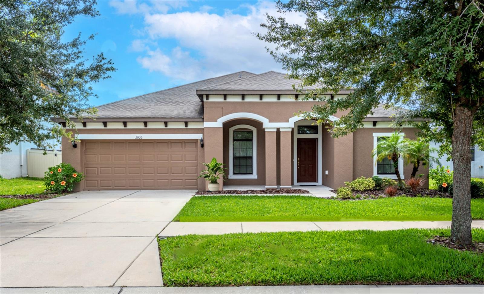 Shetland Ridge Dr, Valrico, FL 33596