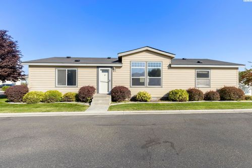 1606 Lantana Ave, Richland, WA, 99352-7505 | Card Image