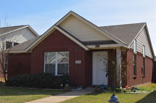 8814 Stewart St, Cross Roads, TX, 76227-8285 | Card Image