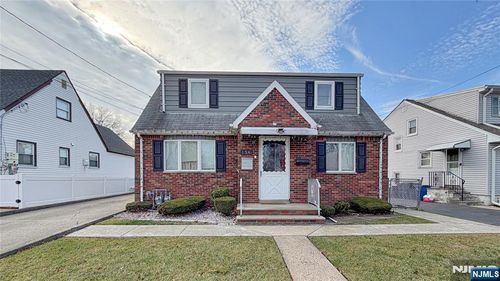 154 Charlton Ave, Lodi, NJ, 07644-3411 | Card Image