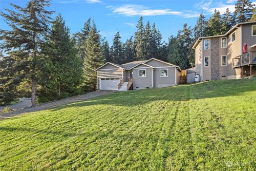 1105 Halsey Drive, Coupeville, WA, 98239 | Card Image