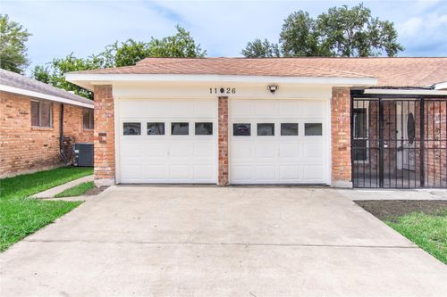 11026 Sandstone St, Houston, TX, 77072-3004 | Card Image