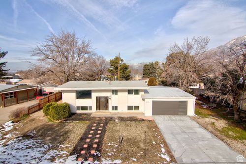 2075 E Castle Hill Ave, Cottonwood Heights, UT, 84121 | Card Image