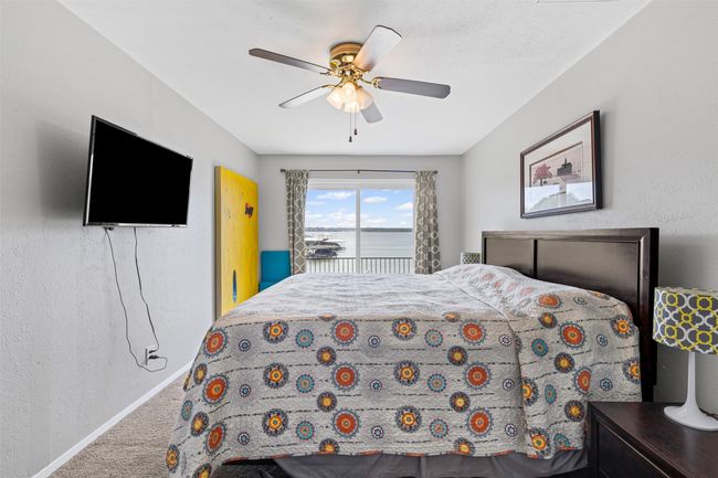 5232 Country Club Dr, Condo with 2 bedrooms, 2 bathrooms and null parking in Granbury TX | Image 19