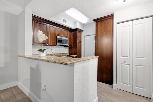 apt-1323-1690 Renaissance Commons Blvd, Boynton Beach, FL, 33426-7206 | Card Image