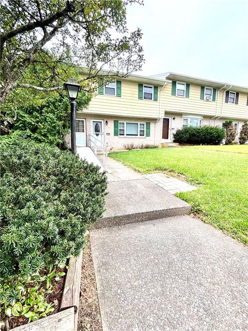 6210 Glen Ct, GERMANSVILLE, PA, 18053-2028 | Card Image