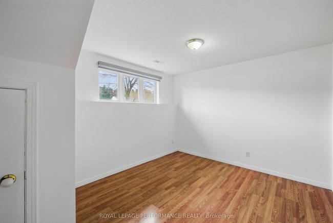 B - 541B Blvd Devista, House attached with 3 bedrooms, 2 bathrooms and 4 parking in Alfred ON | Image 22
