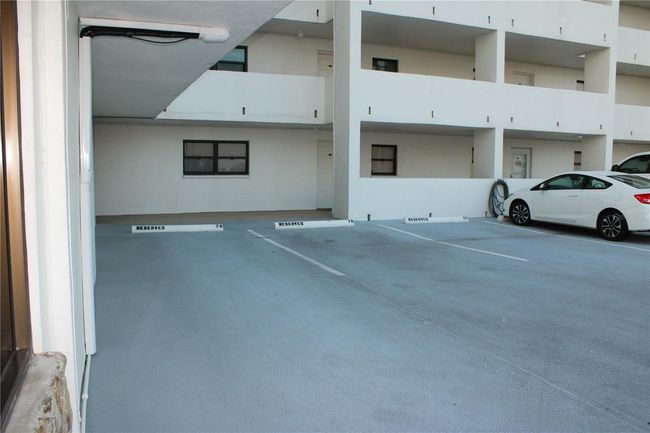 Parking | Image 37