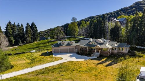 11821 Raspberry Ln, Oak Glen, CA, 92399-9515 | Card Image
