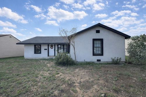 2741 Keystone Dr, Odessa, TX, 79762-7868 | Card Image