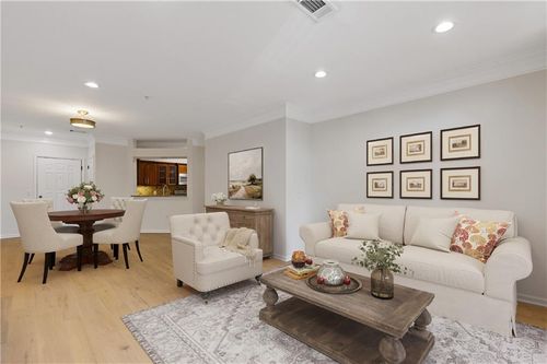 apt-101-3334 Peachtree Rd Ne, Atlanta, GA, 30326-6803 | Card Image