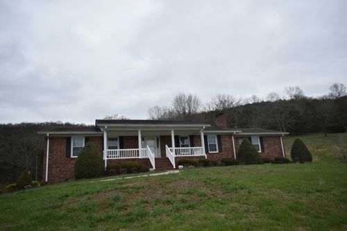 52 Plunketts Creek Cir, Carthage, TN, 37030-6062 | Card Image