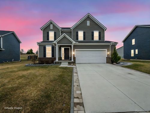 2750 Saltsprings Dr, Saline, MI, 48176-1815 | Card Image