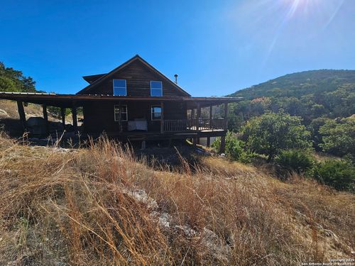 1035 Riemer Creek Rd, Leakey, TX, 78873 | Card Image