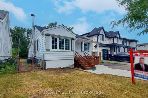 3131 Churchill Ave, Mississauga, ON, L4T1R6 | Card Image