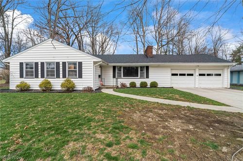 296 Moreland Dr, Canfield, OH, 44406-1025 | Card Image