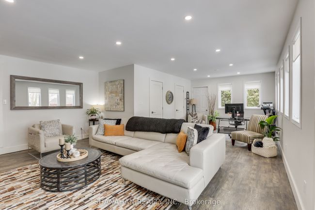 73 Sunset Ave, House other with 4 bedrooms, 3 bathrooms and 4 parking in Warwick ON | Image 6