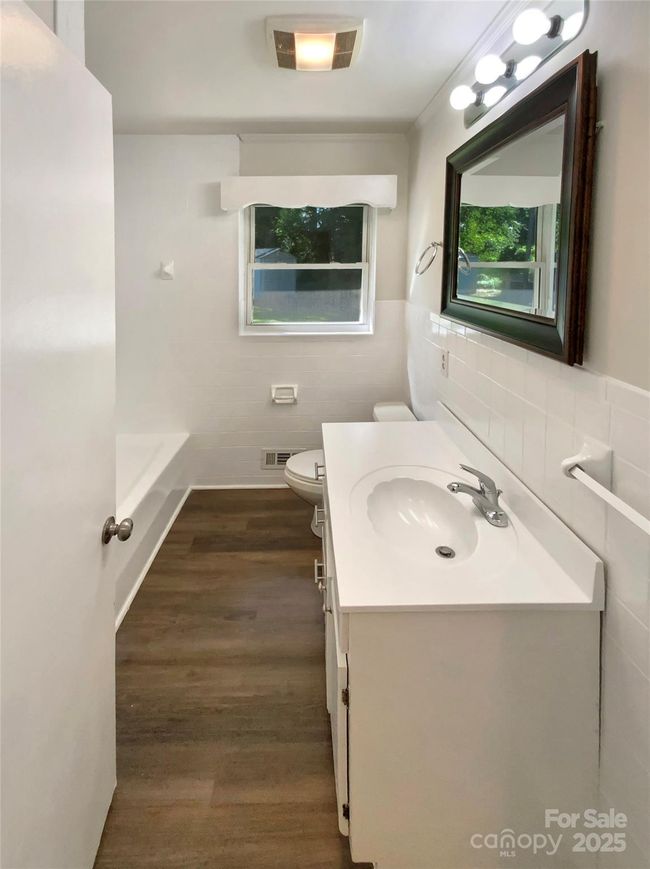 7812 Old Concord Rd, House other with 3 bedrooms, 2 bathrooms and null parking in Salisbury NC | Image 7